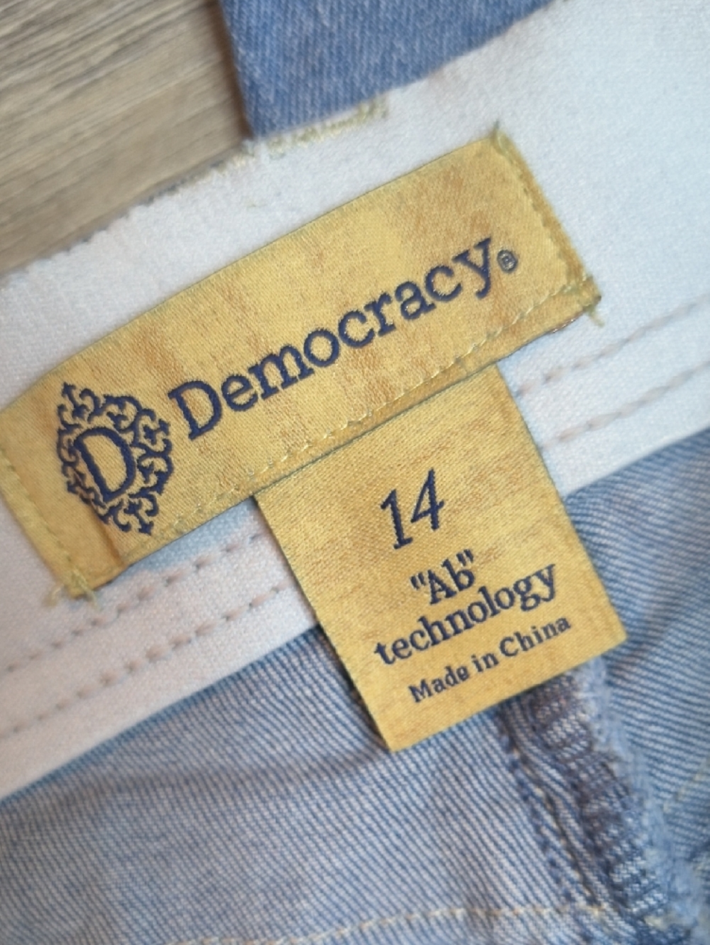 Skinny Jeans w/28" Inseam👖High Rise Democracy Denim Jeans Size 14 sac350 - Picture 4 of 5